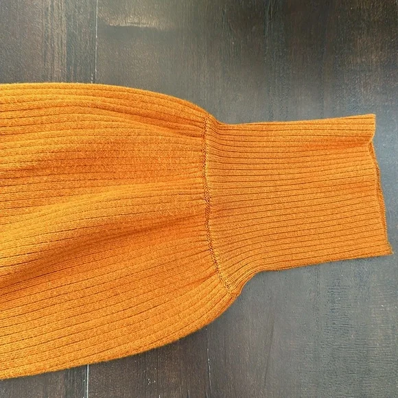 NWT Side Tie Sweater - Picture 4 of 9